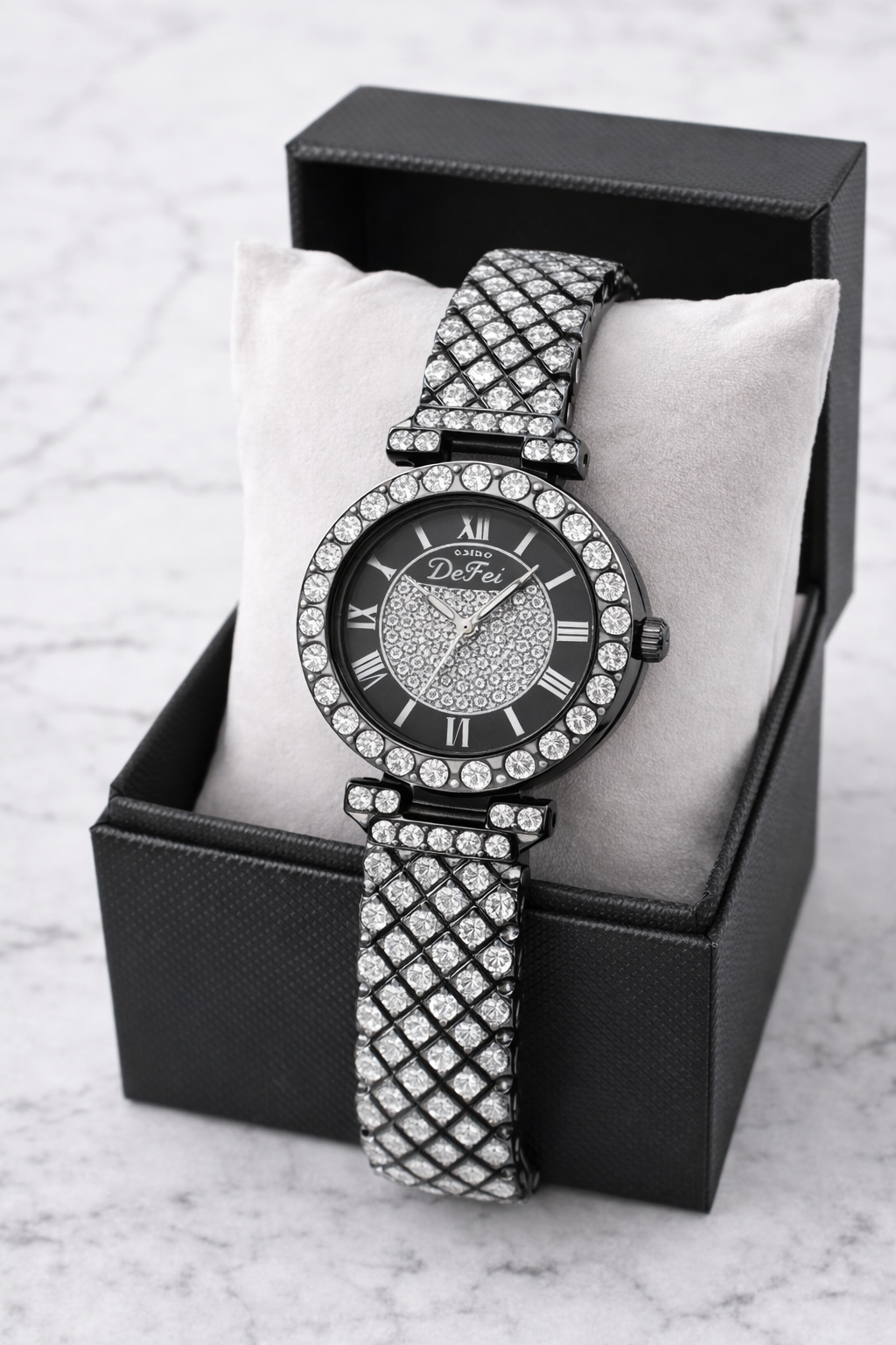 ULLTRAMART Black Crystal Watch